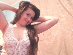 GoldySquirt - female with brown hair webcam at xLoveCam