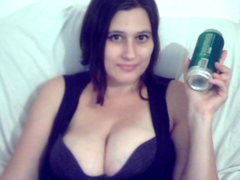 GorgeouseBecca - female with brown hair and  big tits webcam at ImLive