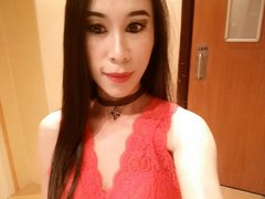 Helen_Np - female with black hair and  small tits webcam at ImLive