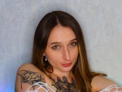 Honeybun69Hott - female webcam at ImLive