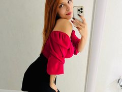 Inga_Riley - female with red hair webcam at ImLive