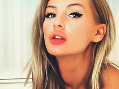 CallMeBadGirl - blond female with  big tits webcam at ImLive