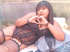 indianruby99 - female with black hair webcam at ImLive