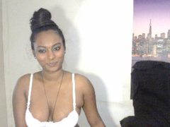 indiansecret20 - female with brown hair webcam at ImLive