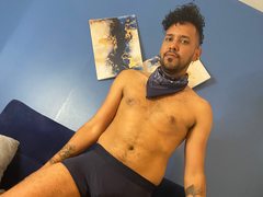 Jasperr_ - male webcam at ImLive