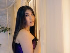 JayYu_ - female with brown hair webcam at ImLive
