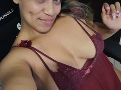 jade22052 - female webcam at ImLive