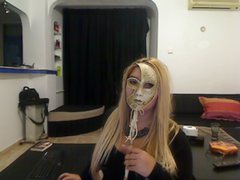 JuliaBell - blond female webcam at ImLive