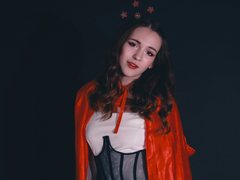 JuliaNorris - female with red hair webcam at LiveJasmin