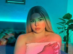 KatyHanzel - blond female with  small tits webcam at ImLive