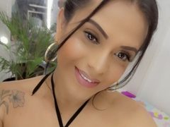 karol_castellanos - shemale with black hair webcam at ImLive