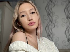 KeitDallom - blond female with  big tits webcam at ImLive