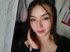 Kendaya_Queen - female webcam at ImLive