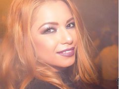 kitttty4play - blond female with  big tits webcam at ImLive