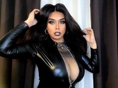 LatinaShemale - shemale with black hair webcam at ImLive