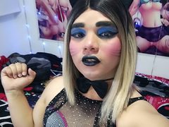 ladyhot1 - blond shemale webcam at ImLive