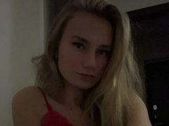 LexiLove2422 - blond female with  small tits webcam at ImLive