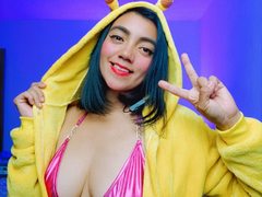 LilusKikus - female with black hair and  small tits webcam at ImLive