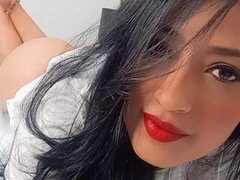 LisaCasper - female with black hair and  small tits webcam at ImLive