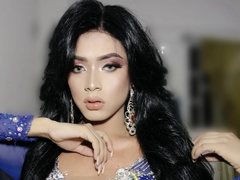 MariaPaulaHOT - shemale with black hair webcam at ImLive