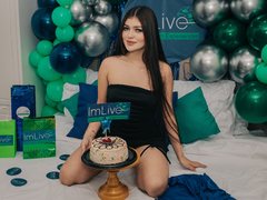 Mariana_Baez - female with black hair and  small tits webcam at ImLive
