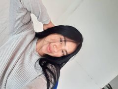 Mariana_Prin - female with black hair webcam at ImLive