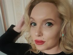 MarilynMonro - blond female with  small tits webcam at ImLive