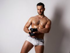 MarisMuscle - male webcam at ImLive