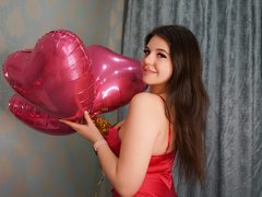 MaryJaneWouds - female with brown hair and  big tits webcam at ImLive