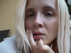 MelisandraHoot - blond female with  small tits webcam at ImLive