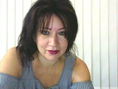 MelissaLight - female with black hair webcam at xLoveCam