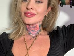 MellisaMood - blond female with  small tits webcam at ImLive