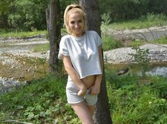 MellyAnn - blond female with  big tits webcam at ImLive