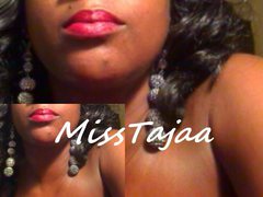 MissTajaa - female with black hair webcam at ImLive