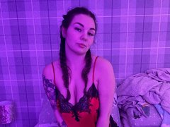 mia_goddess2404 - female webcam at ImLive