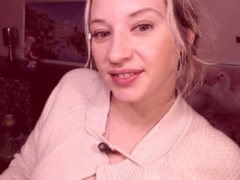 MonAmourXX - blond female webcam at ImLive