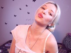 MonAmourXX - blond female webcam at ImLive