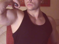 MuscleHunkBrad - male webcam at ImLive