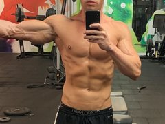 MuscleBrad from ImLive