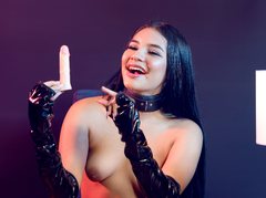 Naomi_Gray - female with black hair and  small tits webcam at ImLive