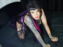 PleasureHottestTS - shemale with black hair webcam at xLoveCam
