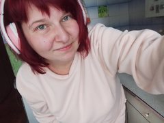 NatalieApple - female with red hair webcam at ImLive