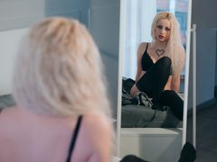 Nate_Love - blond female webcam at ImLive