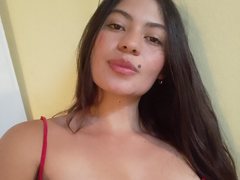 Nati_99 - female with brown hair and  small tits webcam at ImLive