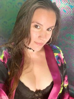 Naughtykitten86 - female with brown hair webcam at ImLive