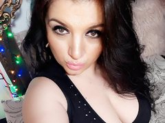 ValoAde - female with brown hair and  big tits webcam at ImLive