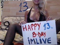 naughtty4uu - blond female webcam at ImLive