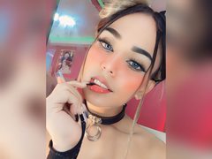 NenyCutee54744 from ImLive