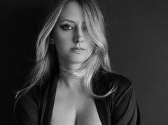 NikkiMistress - blond female webcam at ImLive