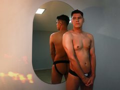 NoahMilano - male webcam at ImLive